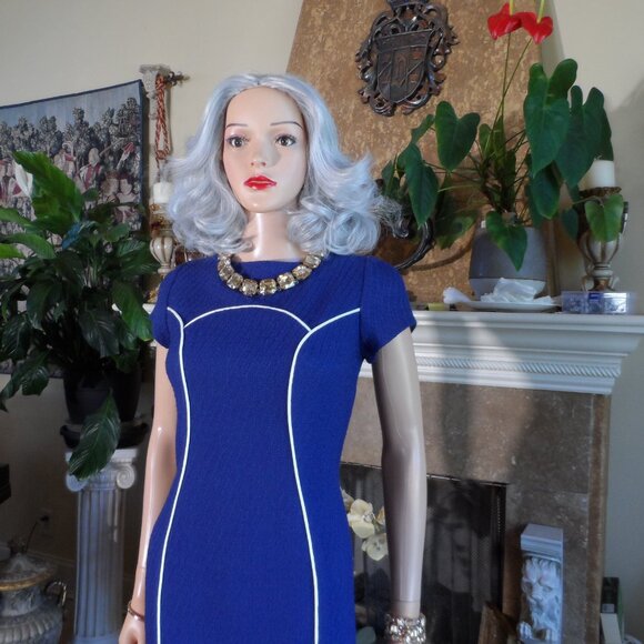 Moschino CheapandChic Light Blue Tweed Sheath Dress w/White Pipping Size 10 - Picture 5 of 16